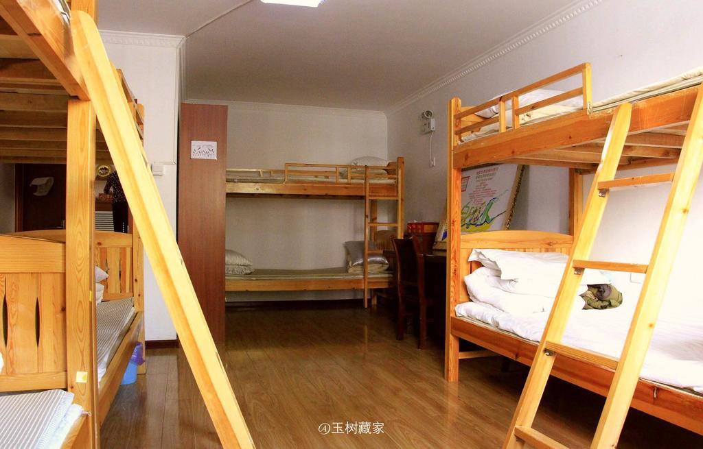 Xining Yushu Zangjia Hostel 外观 照片
